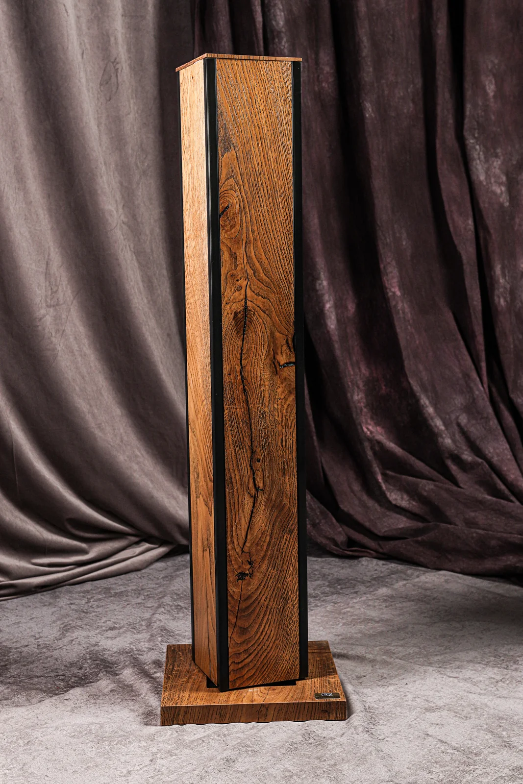 Светильник напольный Luce