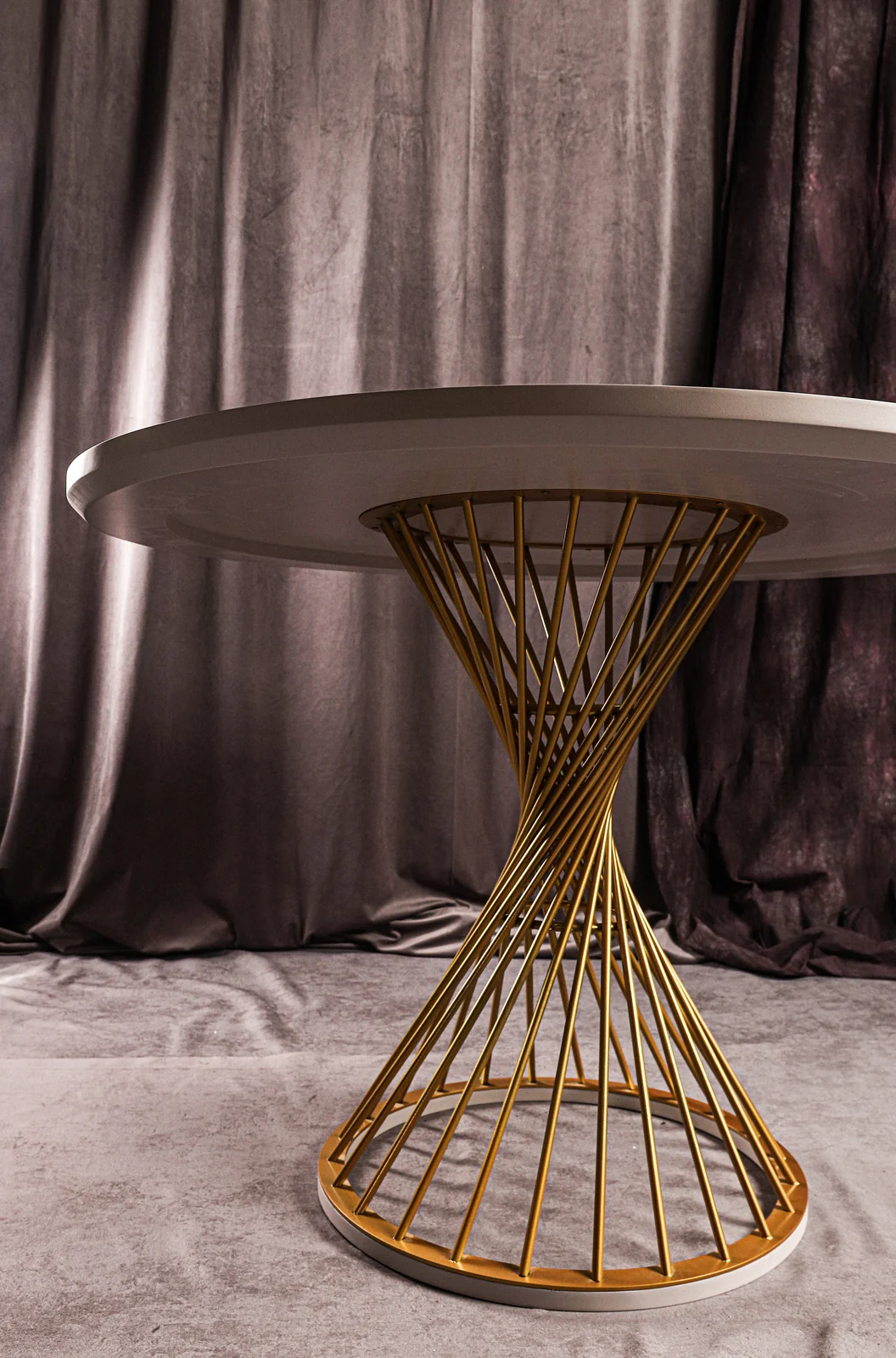 Стол обеденный круглый Oro — изображение 4