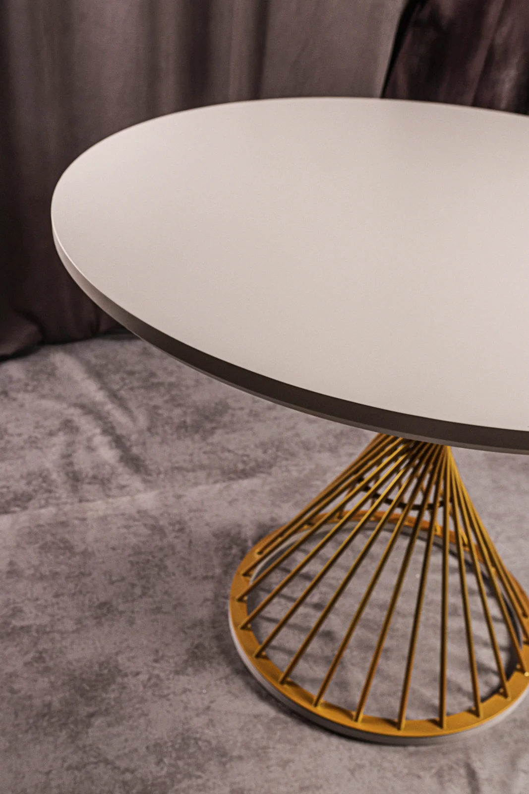 Стол обеденный круглый Oro — изображение 5